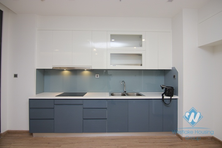 Two bedrooms apartment for rent in Vinhome Metropolis, Ba Dinh district, Ha Noi